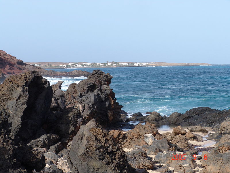 File:Pedro Barba - Panorámica Lejana.JPG