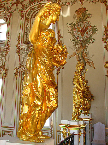 File:Peterhof palace 02.jpg