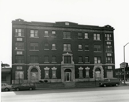 Pontchartrain Apartments Detroit