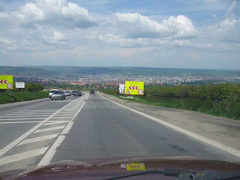 File:RO AB Salciua road.jpg