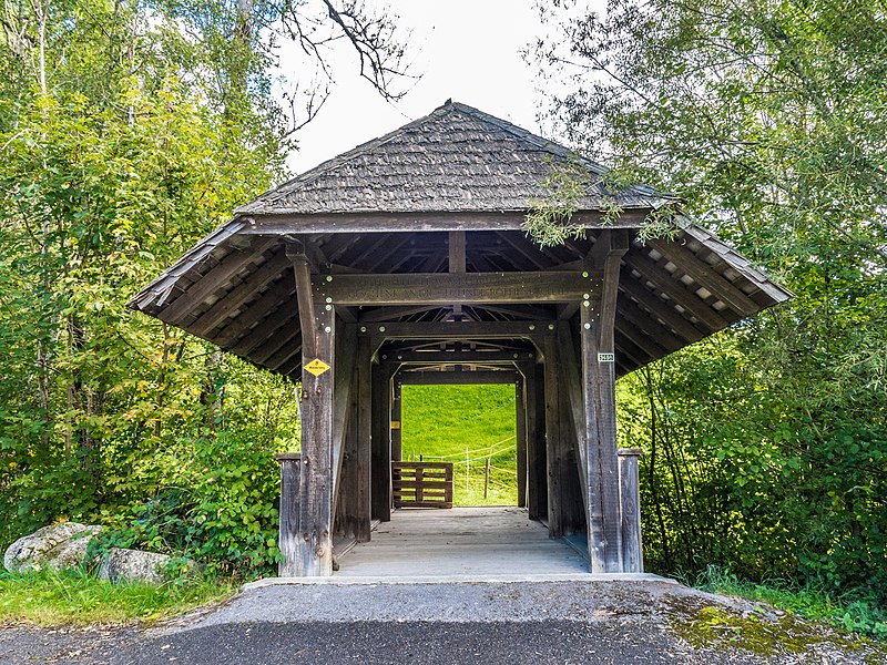 File:Rambachbrücke über den Rambach, Röthenbach im Emmental BE 20210929-jag9889.jpg