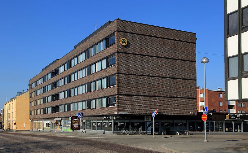 File:Rautatienkatu 16 Oulu 20160505.JPG