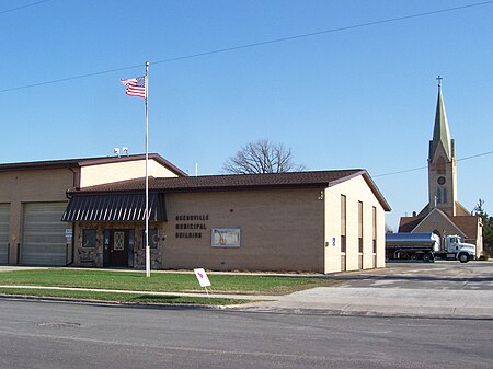 ReedsvilleWisconsinMunicipalBuilding.jpg