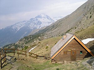 Blick auf die Schutzhütte