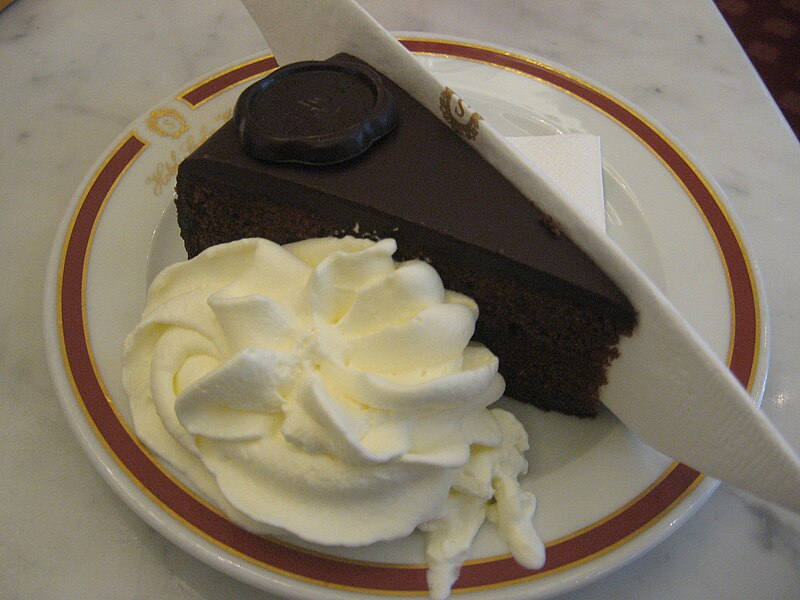 File:Sachertorte2009.JPG