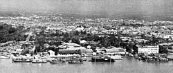 Foto aérea do Estaleiro Naval de Saigon c1968.jpg