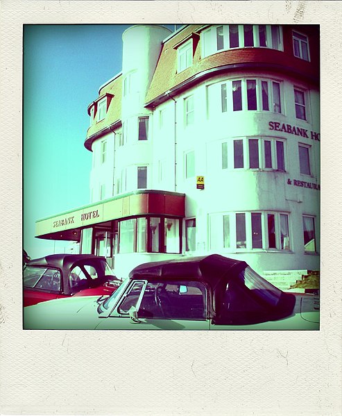 File:Seabank Hotel, Porthcawl.jpg