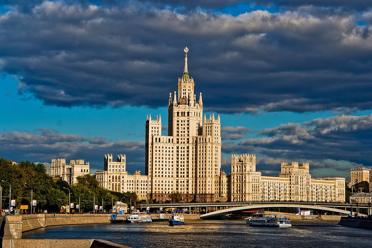 семь сестер в москве