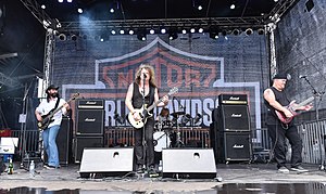 Skinny Molly - Hamburger Harley Days 2017 01.jpg