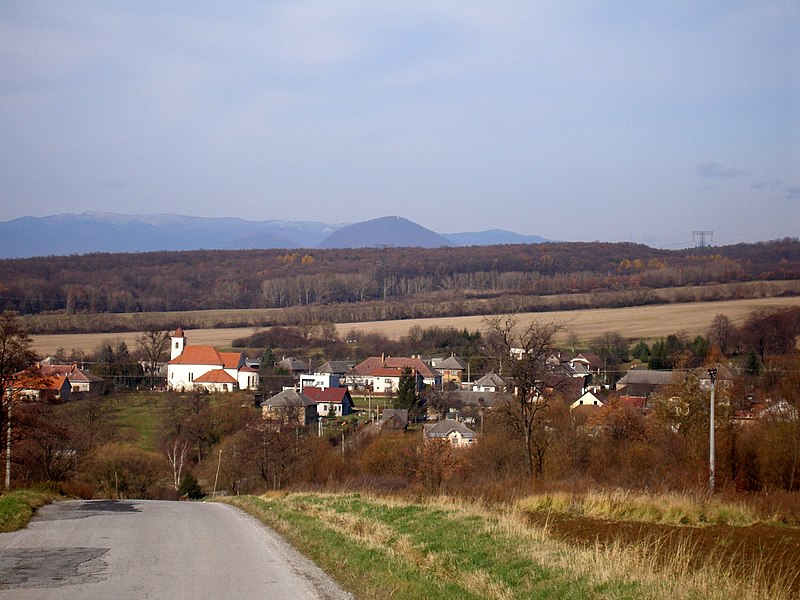 File:Slovakia Kokosovce 7.JPG