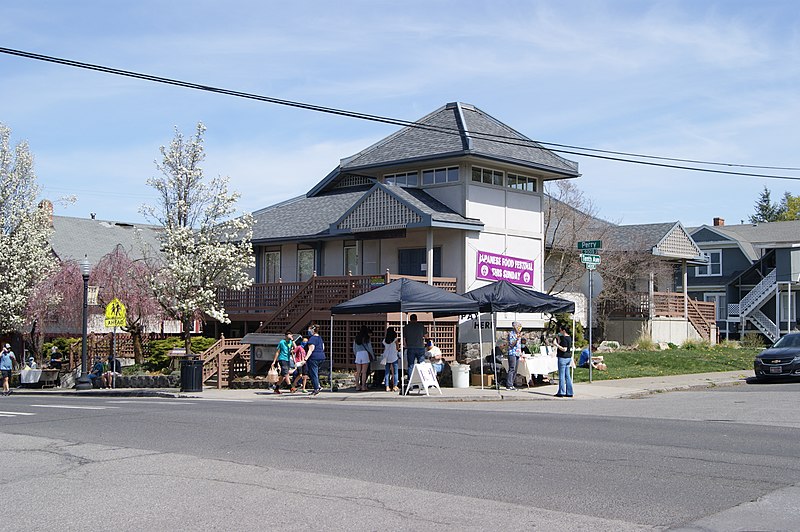 File:SpokaneBuddhistTemple.jpg