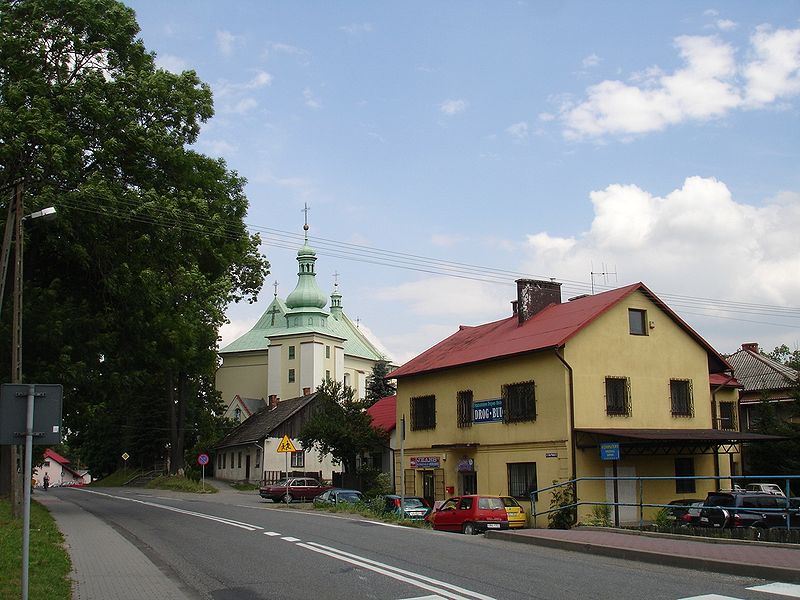 File:Spytkowice village.jpg