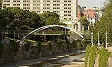 Footbridge in Vienna Stadtpark Stadtparksteg-DSC1268w.jpg