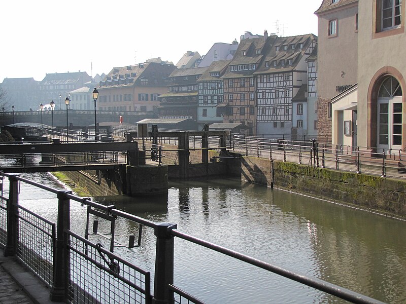 File:Strasbourg Petite-France n19.jpg