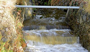 Stream, Moat Park, Dundonald (October 2014) - geograph.org.uk - 4194623.jpg