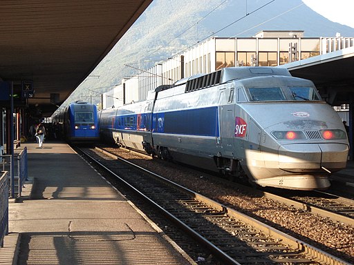 TGV-PSE Grenoble station october 2006