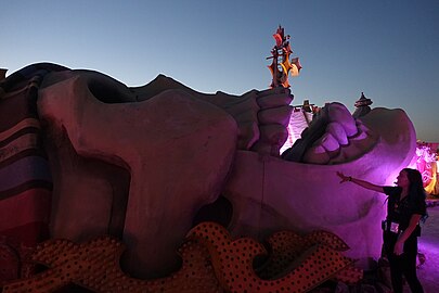 File:Binion's Horseshoe sign - Neon Museum.jpg - Wikipedia