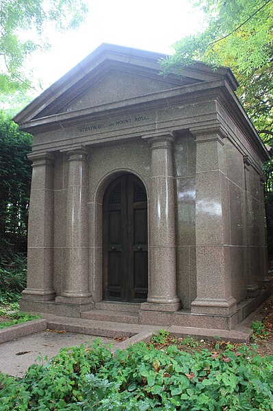 File:The vault of Baron Strathcona, Highgate Cemetery, London.jpg