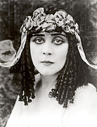 Theda-Bara-Cleopatra6.jpg