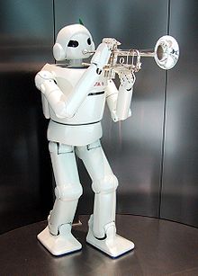 Toyota Robot at Toyota Kaikan.jpg