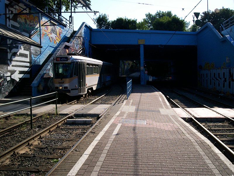 File:TramBrussels ligne19 DeWand7.JPG