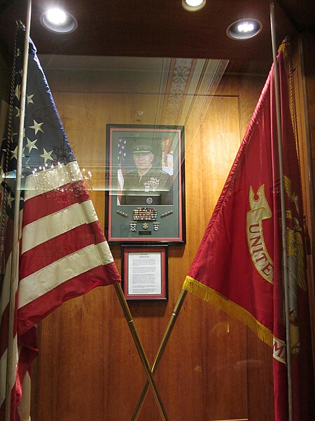 File:USMC Commandant's display MMH.JPG