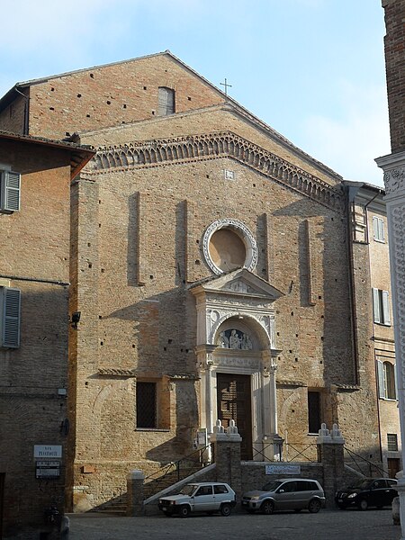 File:Urbino San Domenico facciata01 029.jpg