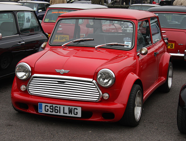 File:Very tidy modified Mini - Flickr - exfordy.jpg