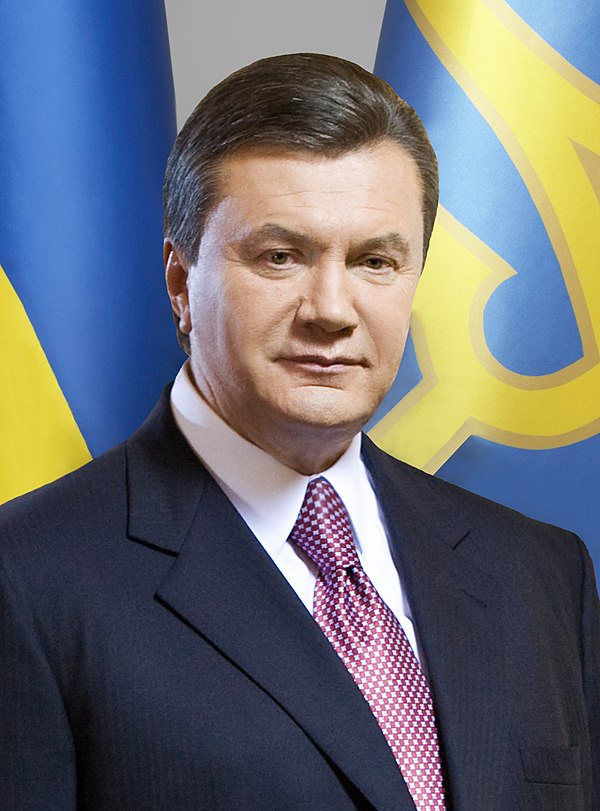 Viktor Yanukovych, Yushchenko's main opposition