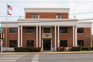 Waco tribune herald building 2014.jpg