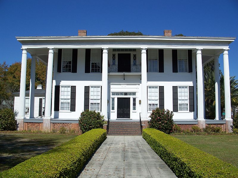 File:Wardlaw-Smith House Madison01.jpg