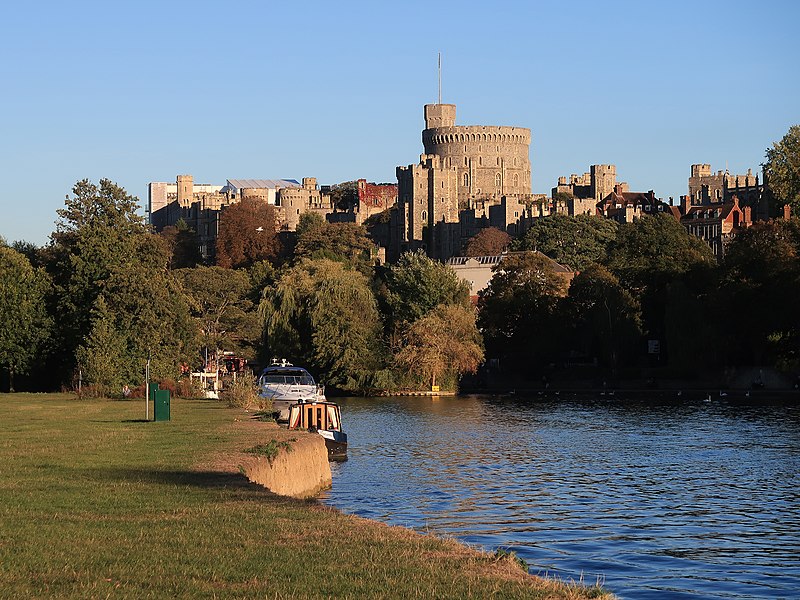 File:Windsor Castle, across the River Thames.jpg