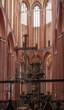 lossy-page1-220px-Wismar_Nikolaikirche_Innen.tif.jpg