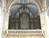 Zagreb cathedral organ.jpg