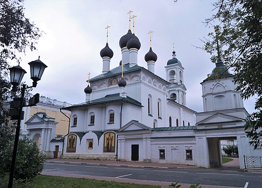 Spaso-Proboinsky Temple.jpg