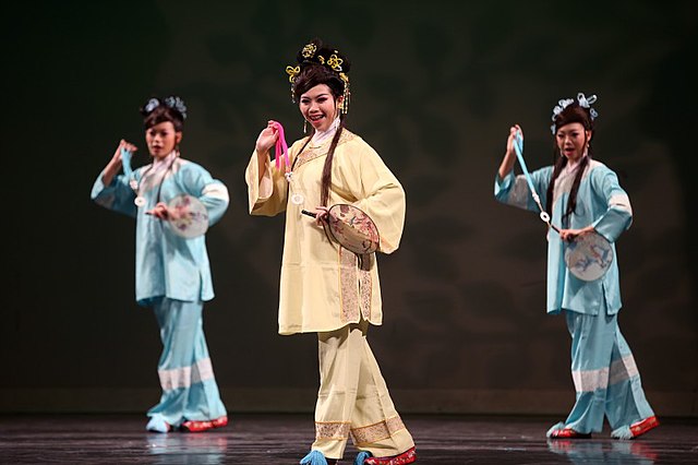 Taiwanese opera students from the National Taiwan College of Performing Arts perform in 2014