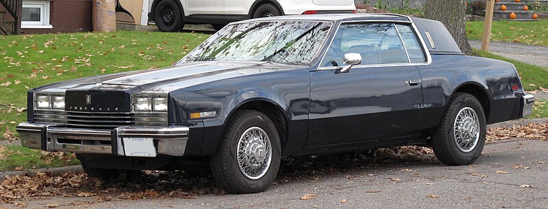 File:1981 Oldsmobile Toronado, Front Left, 11-06-2021.jpg