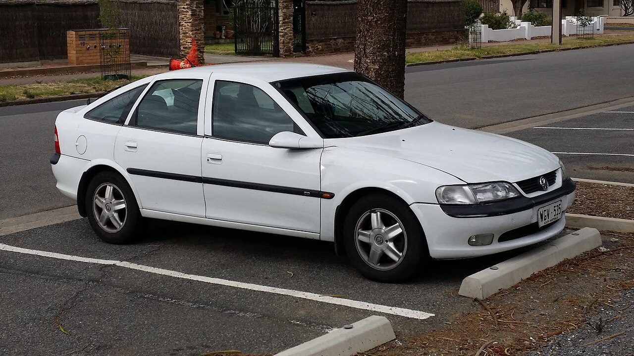 File:Opel Vectra C.jpg - Wikimedia Commons