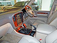 1998–2002 Lexus LX 470 interior