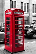 Londyńska budka telefoniczna