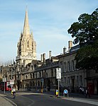 Tüm Souls College, Warden's Konaklama