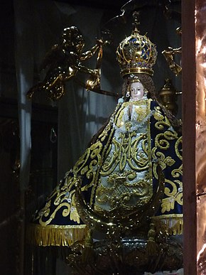 Altar de la Virgen de San Juan de los Lagos 05.jpg