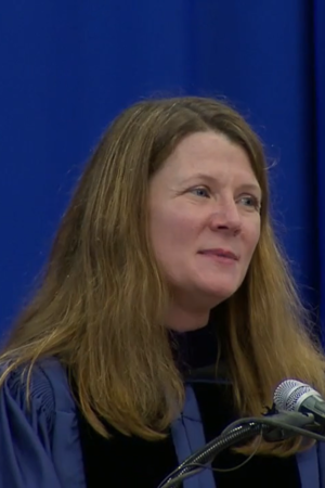 Anne L. Alstott at 2013 Yale Law School commencement.png