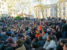 gestuelle d'assemblée nuit debout