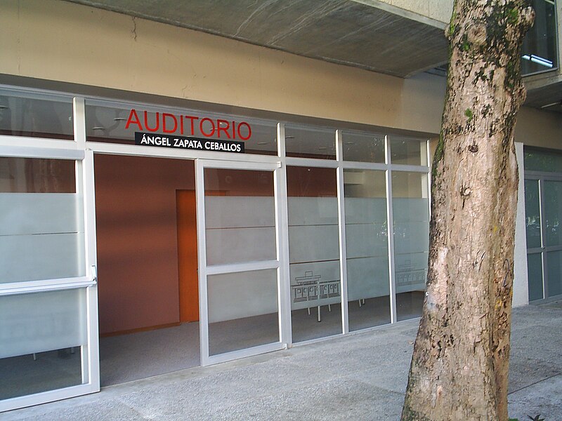 File:Auditorio Ángel Zapata Ceballos 1.jpg