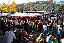 Auer Dult auf dem Mariahilfplatz