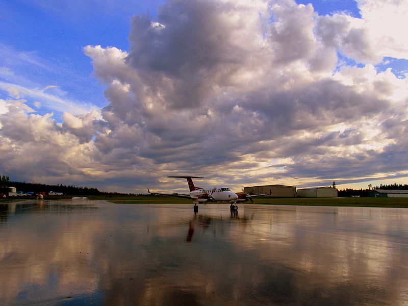 File:BCE in the a late afternoon sky (711208135).jpg