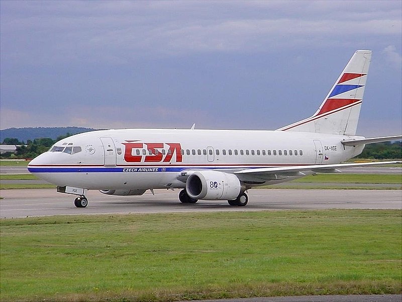 File:Boeing 737-55S, CSA Czech Airlines JP147306.jpg