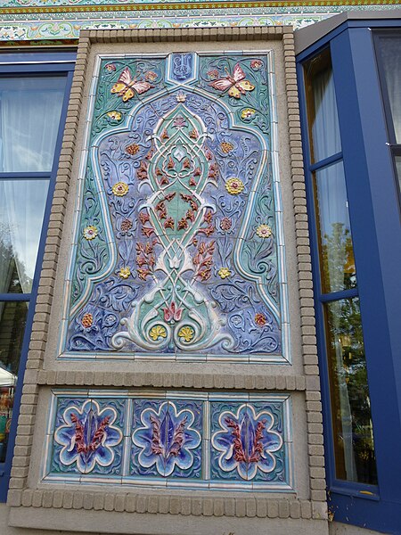 File:Boulder Dushanbe Teahouse tile detail 1.JPG
