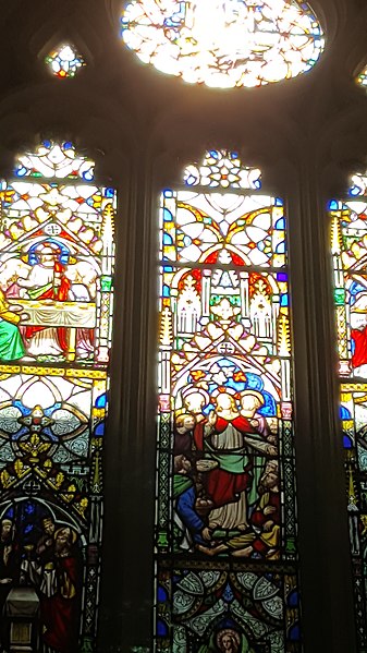 File:Brasenose College Chapel, stained glass windows.jpg